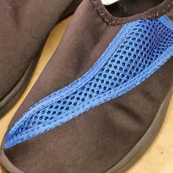 Aqua Shoes Size M (1-2) Blue and Black - Picture 3 of 7